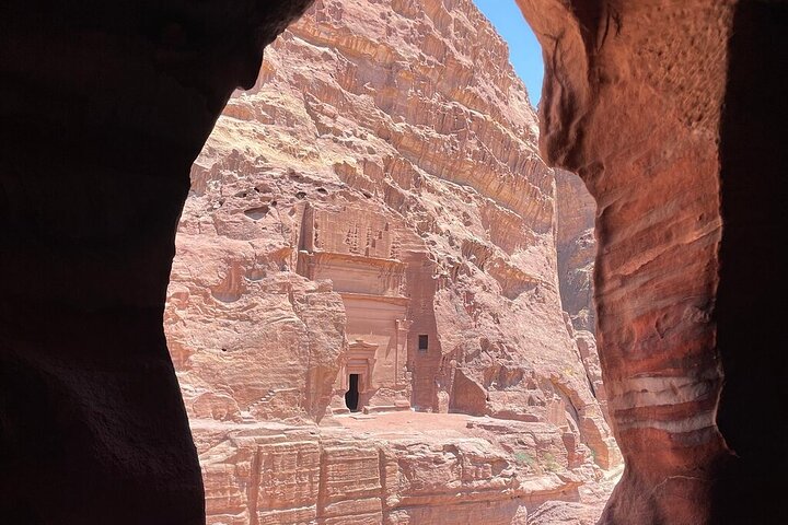 Private 3-Hour Guided Tour of Petra with Hotel Pickup .