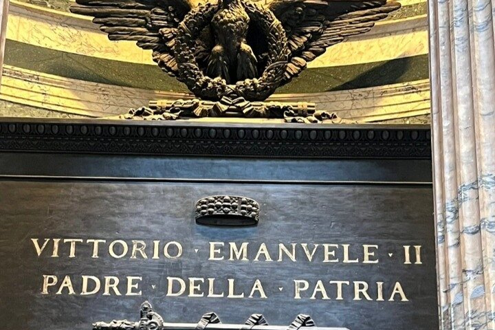 Skip the line with exclusive entrance to the Pantheon