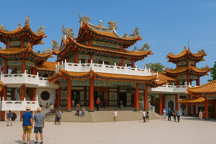 Kuala Lumpur City Tour with Petronas Twin Towers & Batu Caves