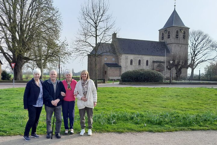 Private Guided Battle of Arnhem Tour group bookings 4 to 8 people