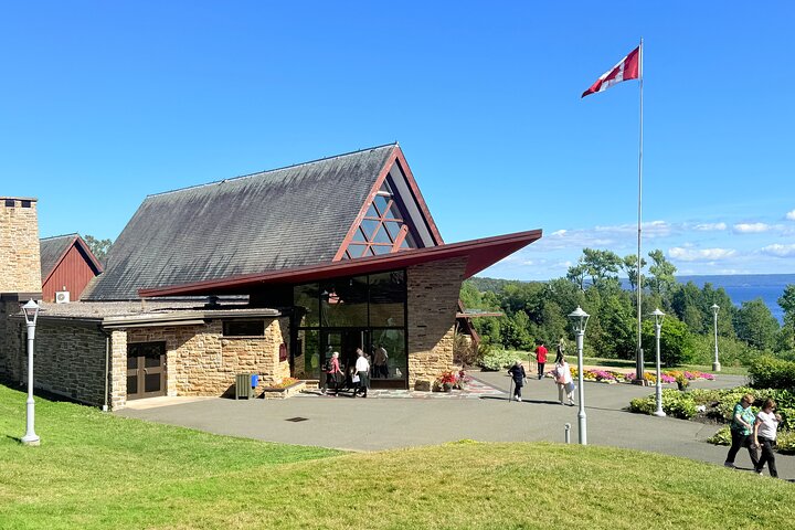 Cabot Trail & Baddeck Shore Excursion Sydney, Cape Breton Island