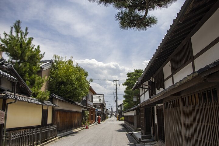 Shiga: Omi-Hachiman Heritage Tour with Optional Omi Beef