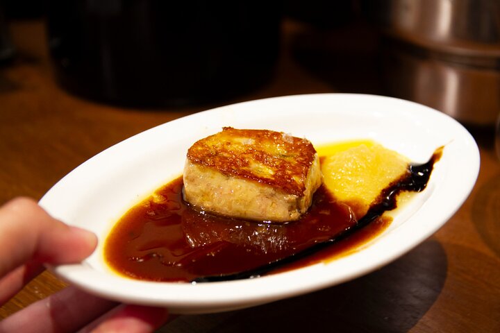 San Sebastian Food & Pintxos Tour with 12 Food & Drinks Tastings