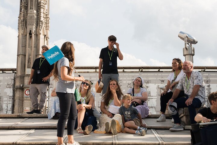 Milan Super Saver: Skip-the-Line Duomo and Rooftop Guided Tour