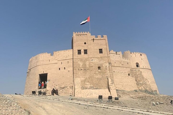 Fujairah khorfakan Sightseeing Private Tour
