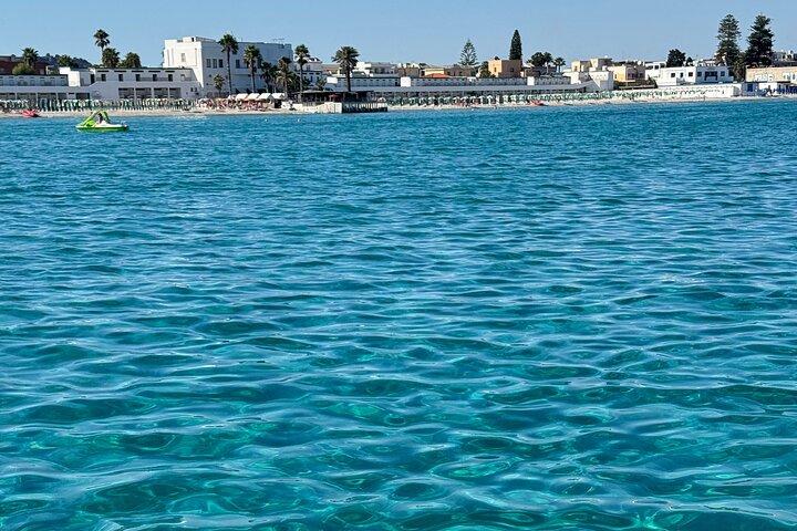 Cagliari boat tour : 5 swim stops, snorkeling & Sardinian aperitif