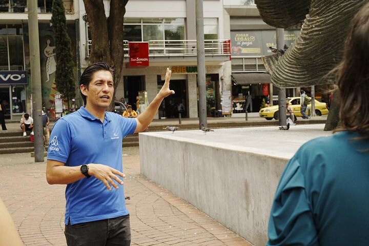 Explore Pereira; History, Gastronomy, coffee and cable car