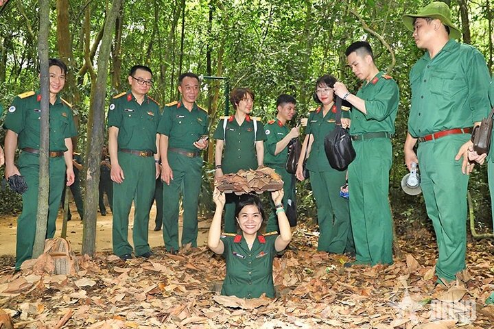 Cu Chi Tunnel Uncover Viet Cong Underground Network
