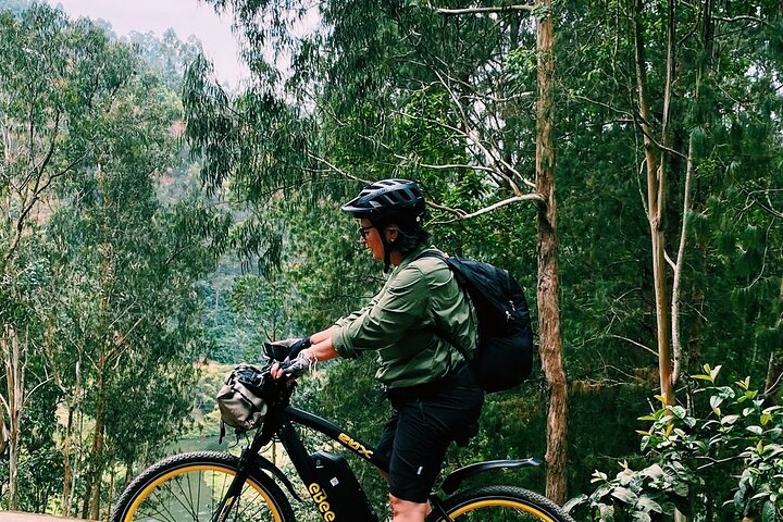 Jinja City E-Bike Tour Sightseeing and History