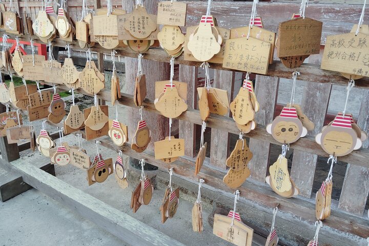Shiga: Sakamoto Walking Tour of Stone Walls Faith and History