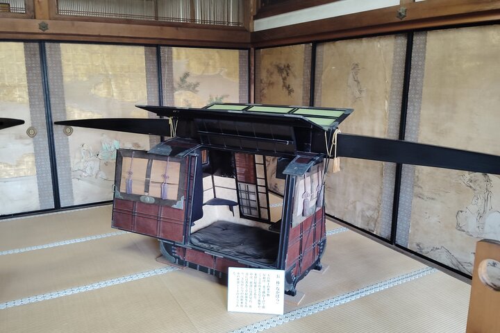 Shiga: Sakamoto Walking Tour of Stone Walls Faith and History