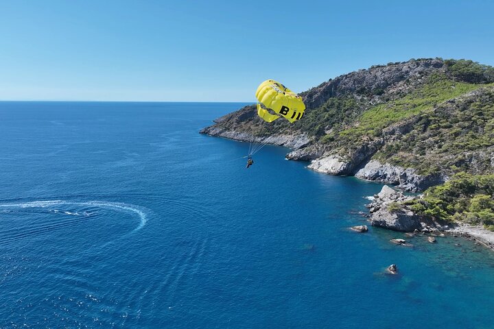 Sarıgerme Parasailing Flight