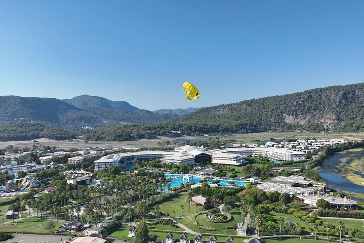 Sarıgerme Parasailing Flight