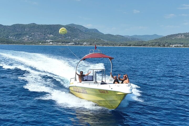Sarıgerme Parasailing Flight