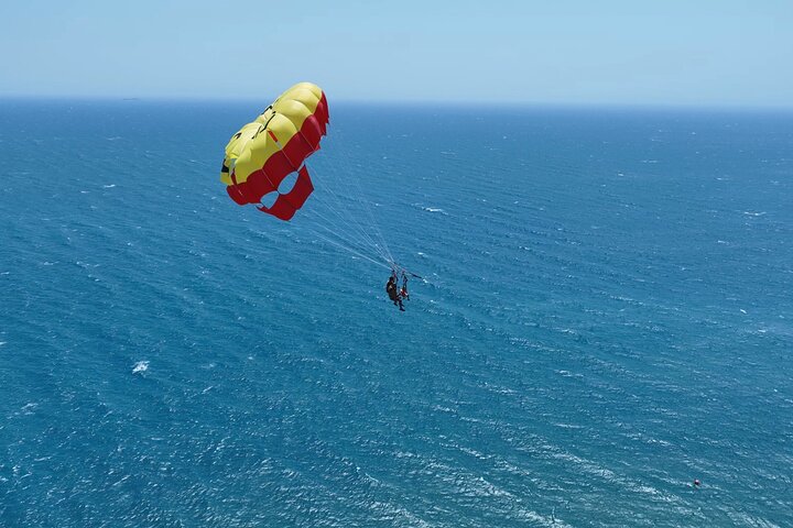 Sarıgerme Parasailing Flight