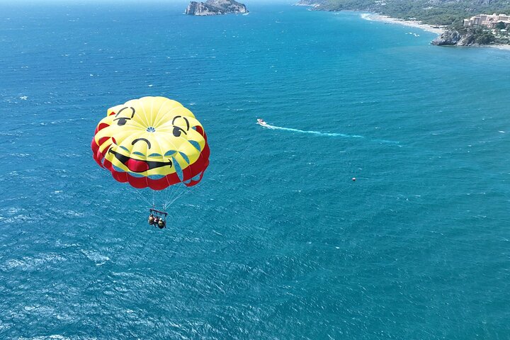Sarıgerme Parasailing Flight