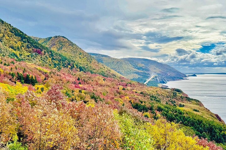 Mini Cabot Scenic Drive and Bell Museum Experience