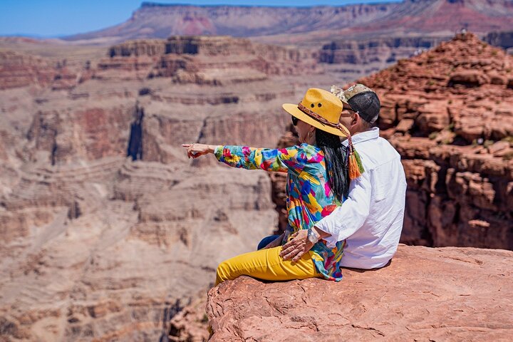 Grand Canyon West, Hoover Dam Stop,Wi-Fi,Optional Lunch & Skywalk