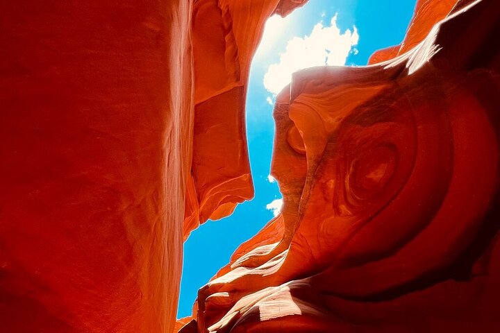 Award-Winning Lower Antelope Canyon, Horseshoe Bend 1-Day W/Wi-Fi