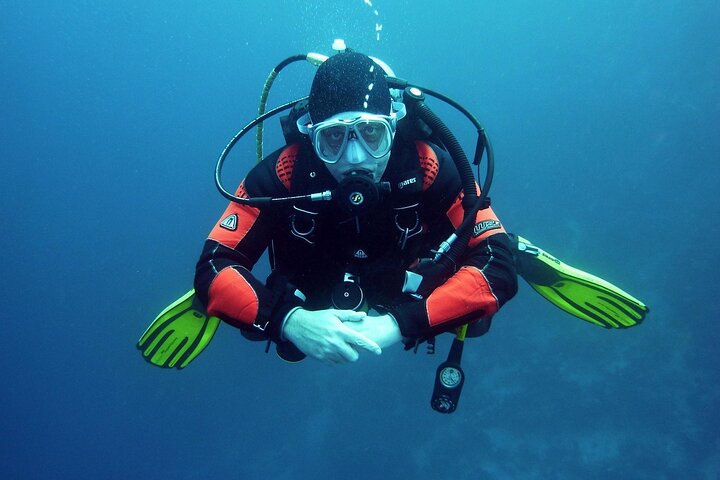 Luxury Yacht: Ras Mohammed & White Island, Lunch & Snorkel