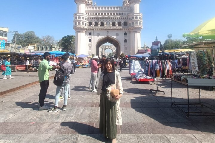 4Hr Experiential Tour of Hyderabad's Historic & Cultural Old City
