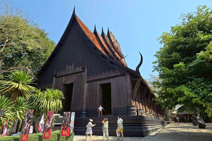 Customizable Private Day Tour of Chiang Rai Highlights