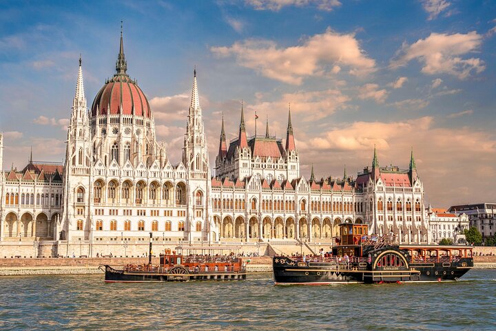 Budapest Paddle Steamer Danube Cruise with Tokaj & Audio Guide
