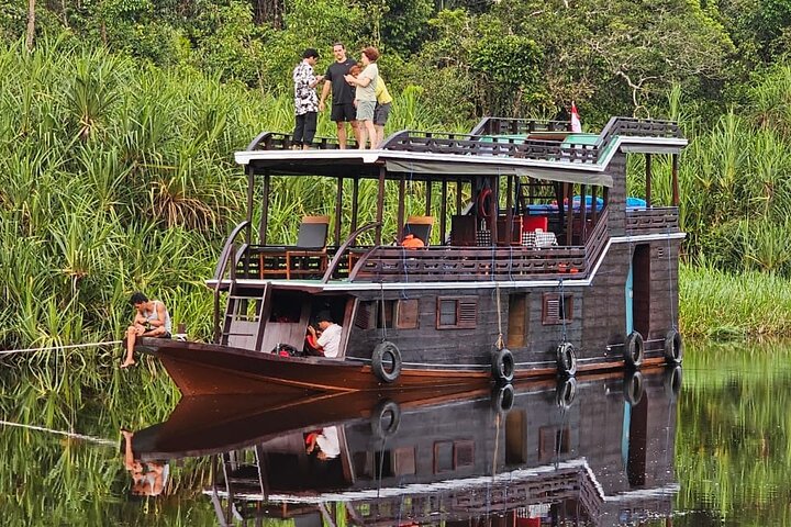2Ns Orangutan Kelotok Tour in Tanjung Puting Kalimantan - Borneo