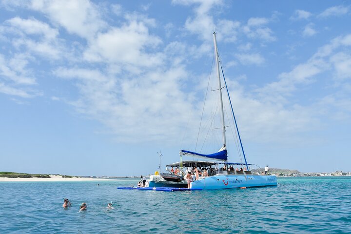 Boa Vista Catamaran Tour: All Inclusive Bay Cruise