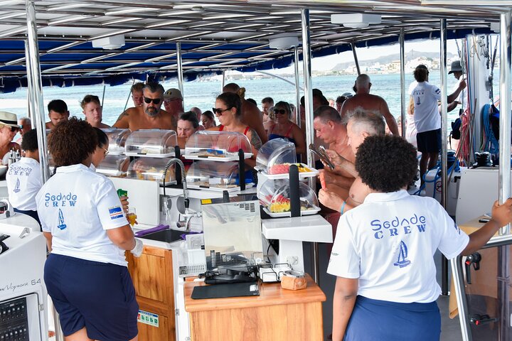 Boa Vista Catamaran Tour: All Inclusive Bay Cruise