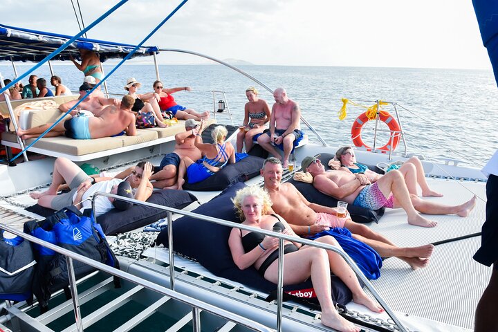 Boa Vista Catamaran Tour: All Inclusive Bay Cruise