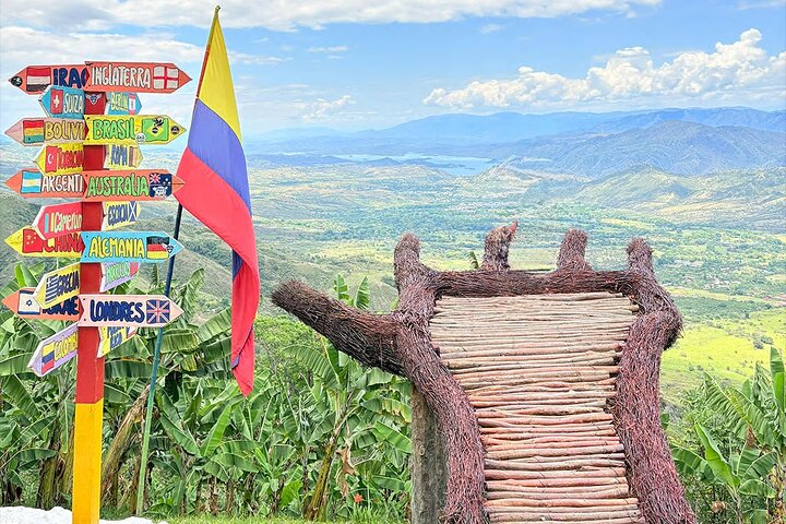 pasadia Viewpoint Giant's Hand