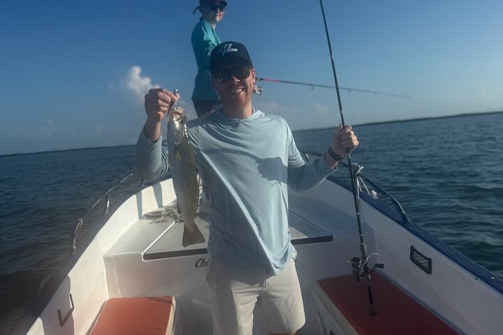 Private Fishing Tour in Holbox Island with Lunch and Pick up