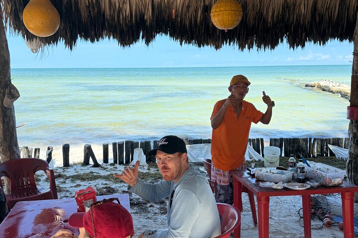 Private Fishing Tour in Holbox Island with Lunch and Pick up