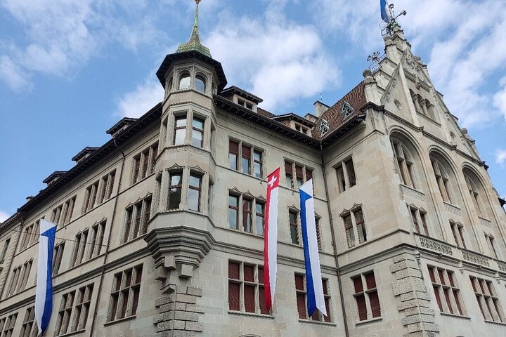 Zurich City Tour with Chocolate Tasting and Lake Cruise