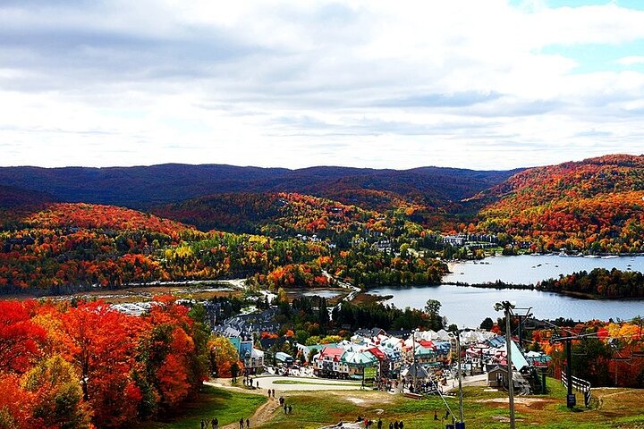 Private Transfer To Montreal YUL Airport From Mont-Tremblant