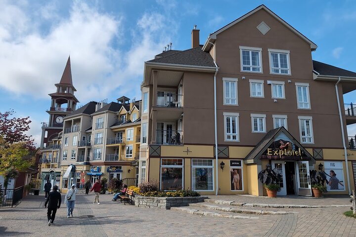 Private Transfer To Montreal YUL Airport From Mont-Tremblant