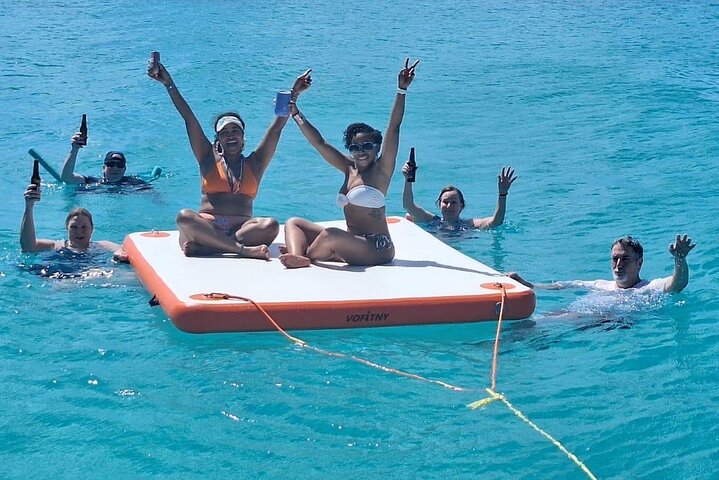 Barbados -Luxury Cruise with Lunch and Open Bar By Oceanluxx