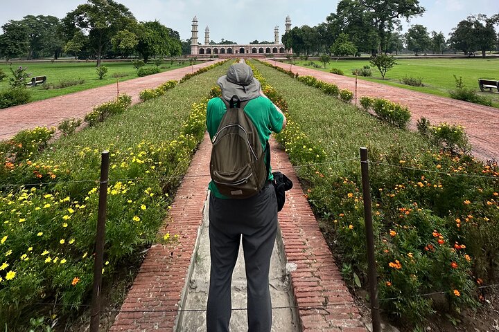 Private Lahore Full Day Sightseeing Tour