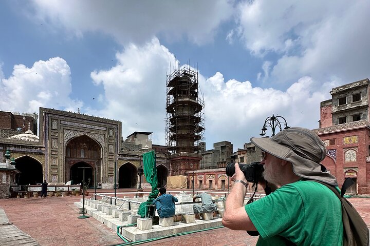 Private Lahore Full Day Sightseeing Tour