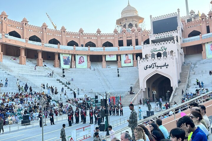 Private Lahore Full Day Sightseeing Tour