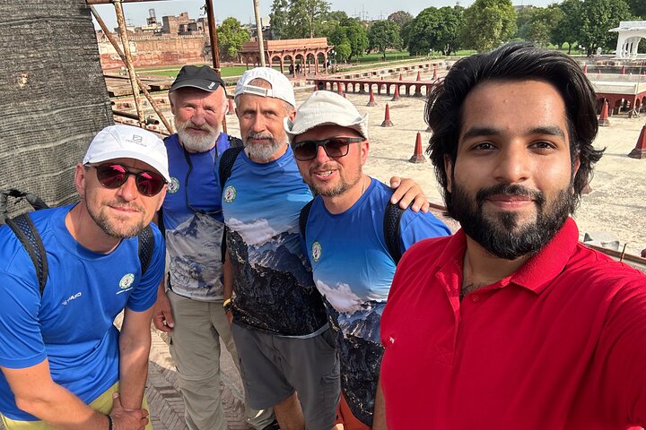 Private Lahore Full Day Sightseeing Tour