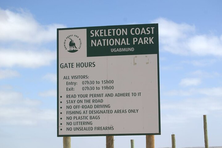 Skeleton Coast Park, and Ship Wrecks Old Oil Rigg, Diamond Field