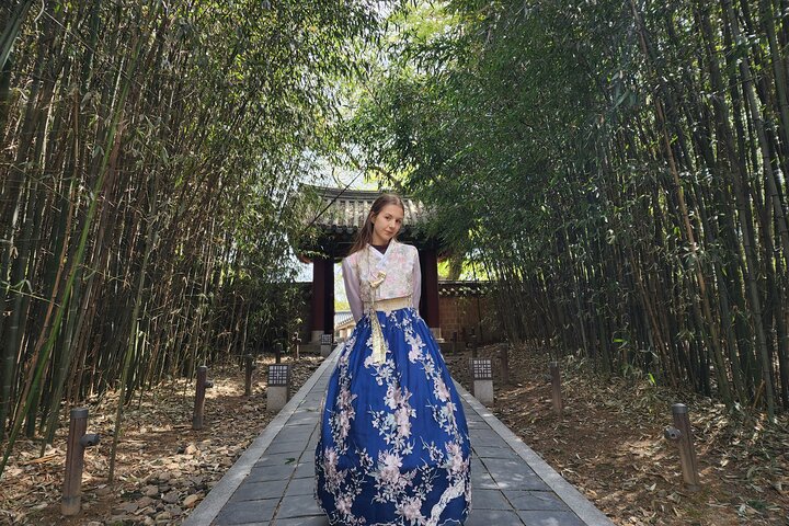 Jeonju Hanok Village and Maisan Tapsa Temple Day Tour From Seoul