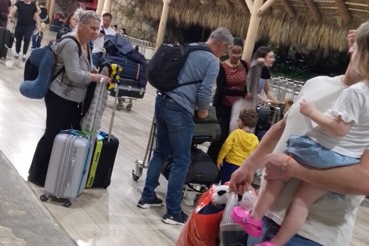 PRiVATE TRANSFERS FROM PUNTACANA AIRPORT Miches playa Esmeralda