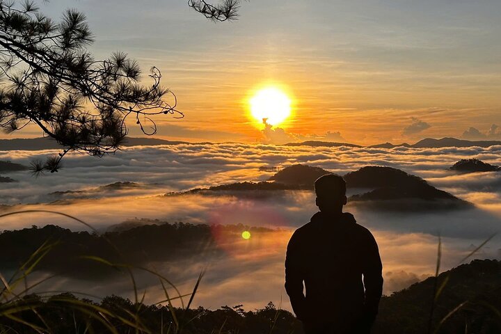Dalat: Cloud Hunting & Sunrise Trekking to Hon Ho Mountain
