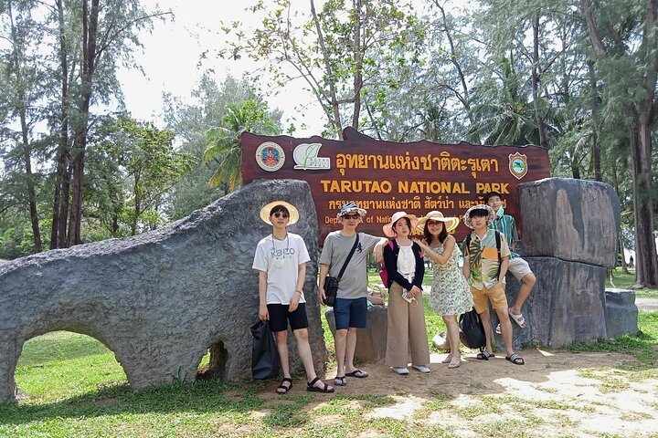 Koh Lipe 5 Islands Snorkeling Trip by Private Longtail Boat
