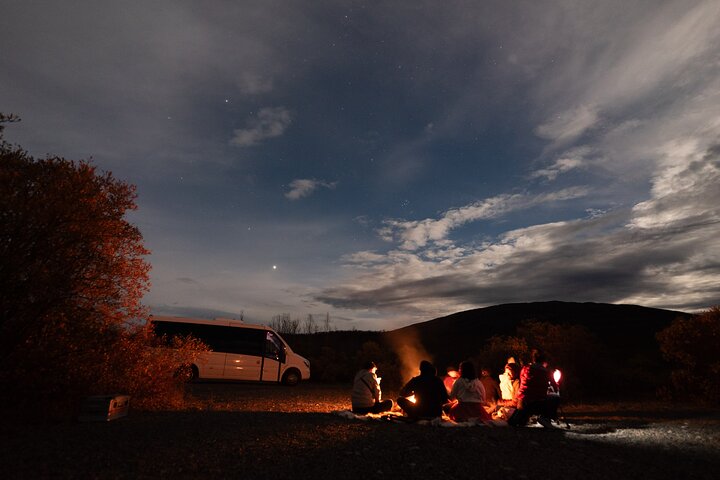 Northern Lights Minibus Chase from Tromsø with Chasing Lights