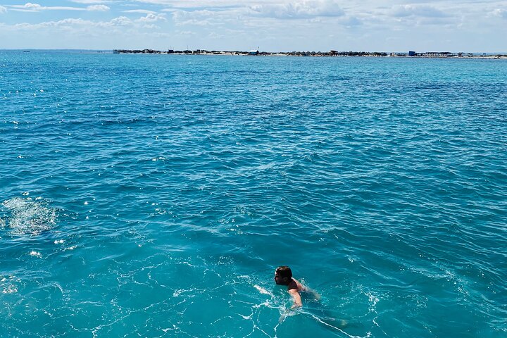 Excursion to Kuriat Island by Yacht