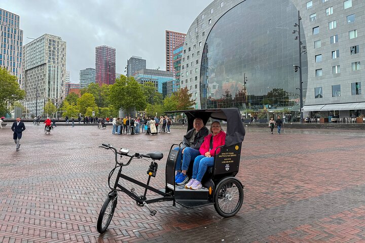 Private Pedicab/Rickshaw Tour of Rotterdam With a Local Guide